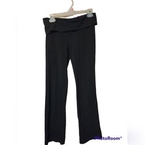 Medium pink yoga pants